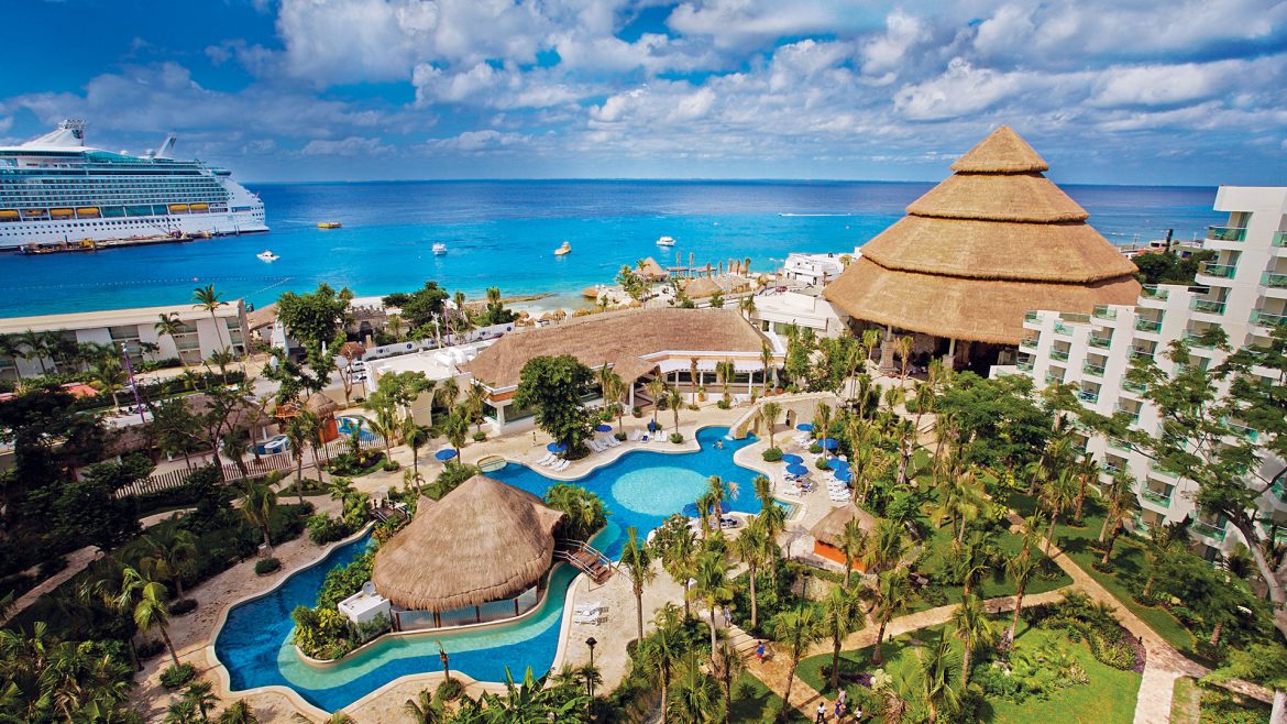 THE BEST VACATION IN GRAND PARK ROYAL COZUMEL