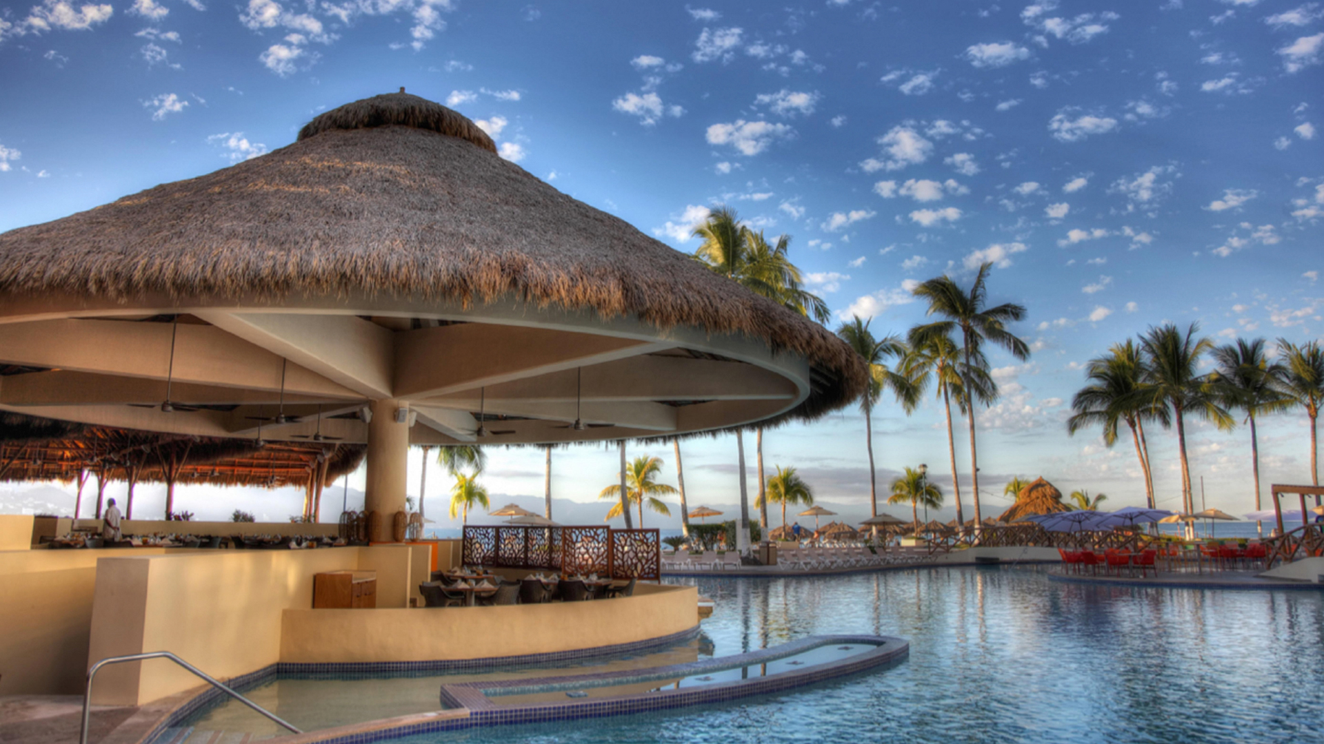 royal-holiday-hotel-resort-vista-restaurant-torre-condomar-sunscape-pvrs-mexico-jalisco-puerto-vallarta