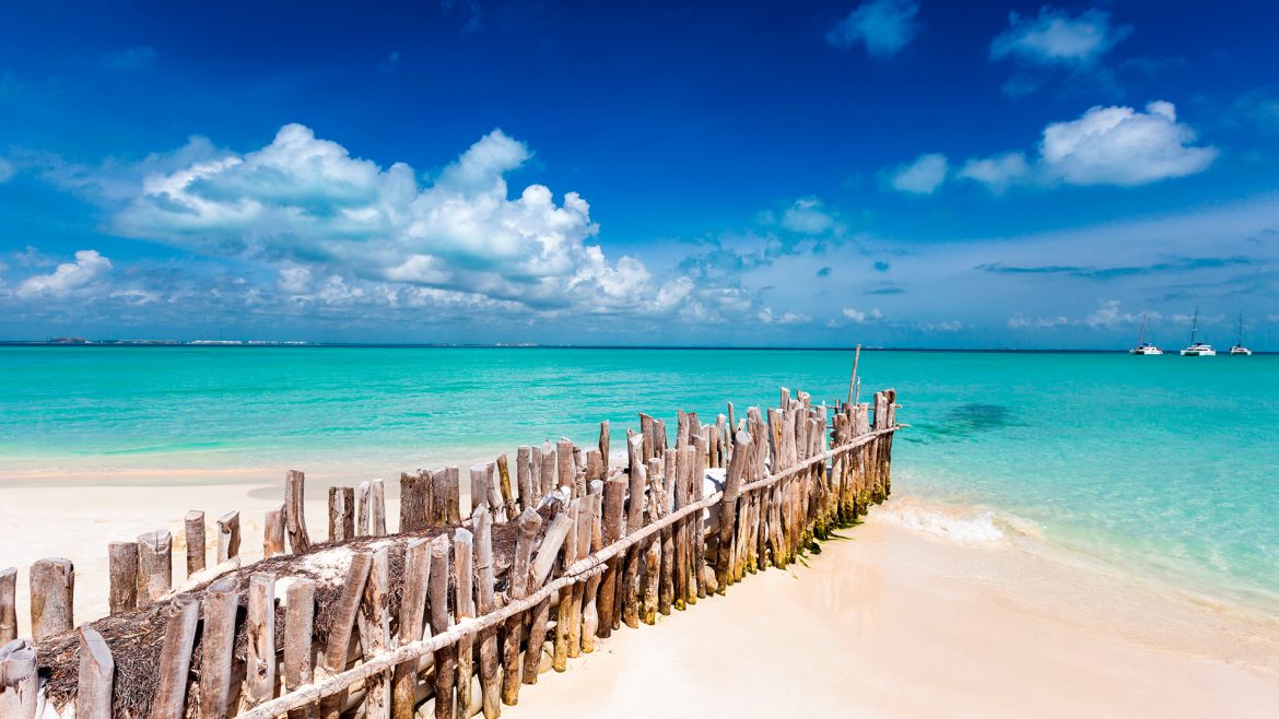 THE MOST UNFORGETTABLE VACATION AT THE CARIBBEAN