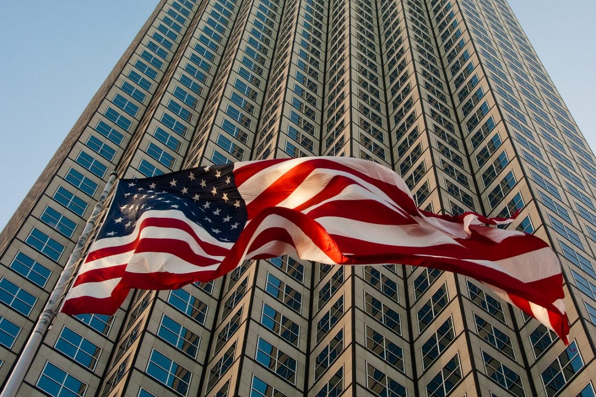 ROYAL-HOLIDAY-BANDERA-USA