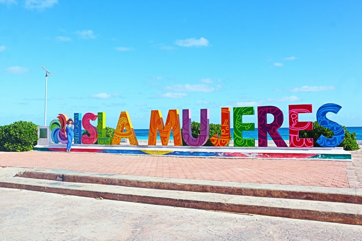 katrina-julia-Fx27WtmGjPU-unsplash isla mujeres