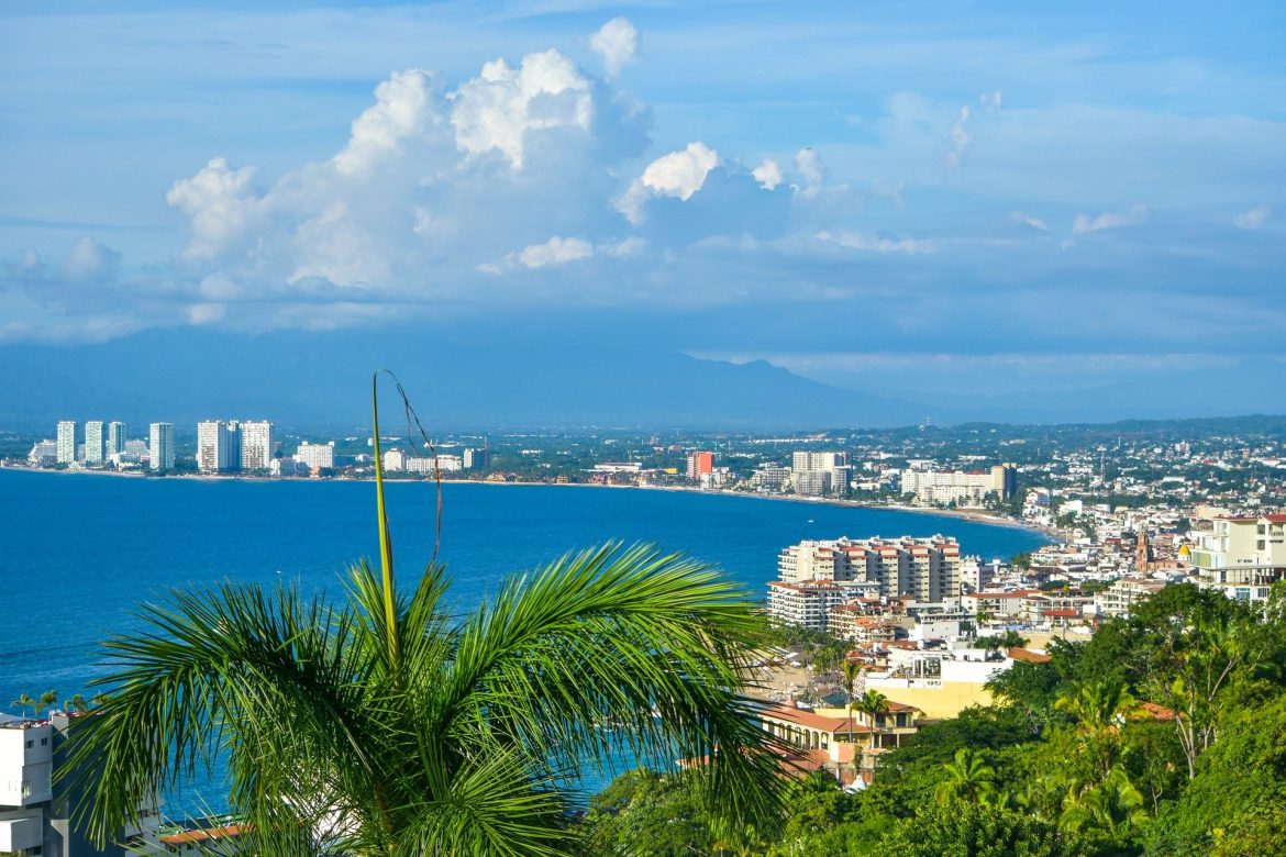 ROYAL-HOLIDAY-AEREO-PUERTO-VALLARTA