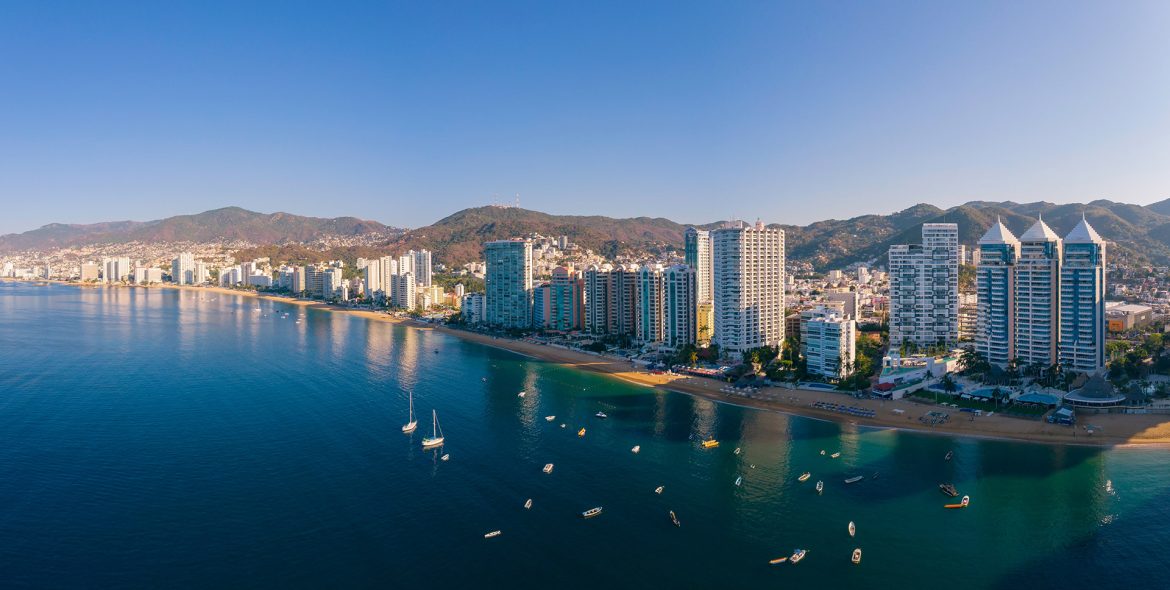 royal-holiday-bahia-de-Acapulco las brisas acapulco