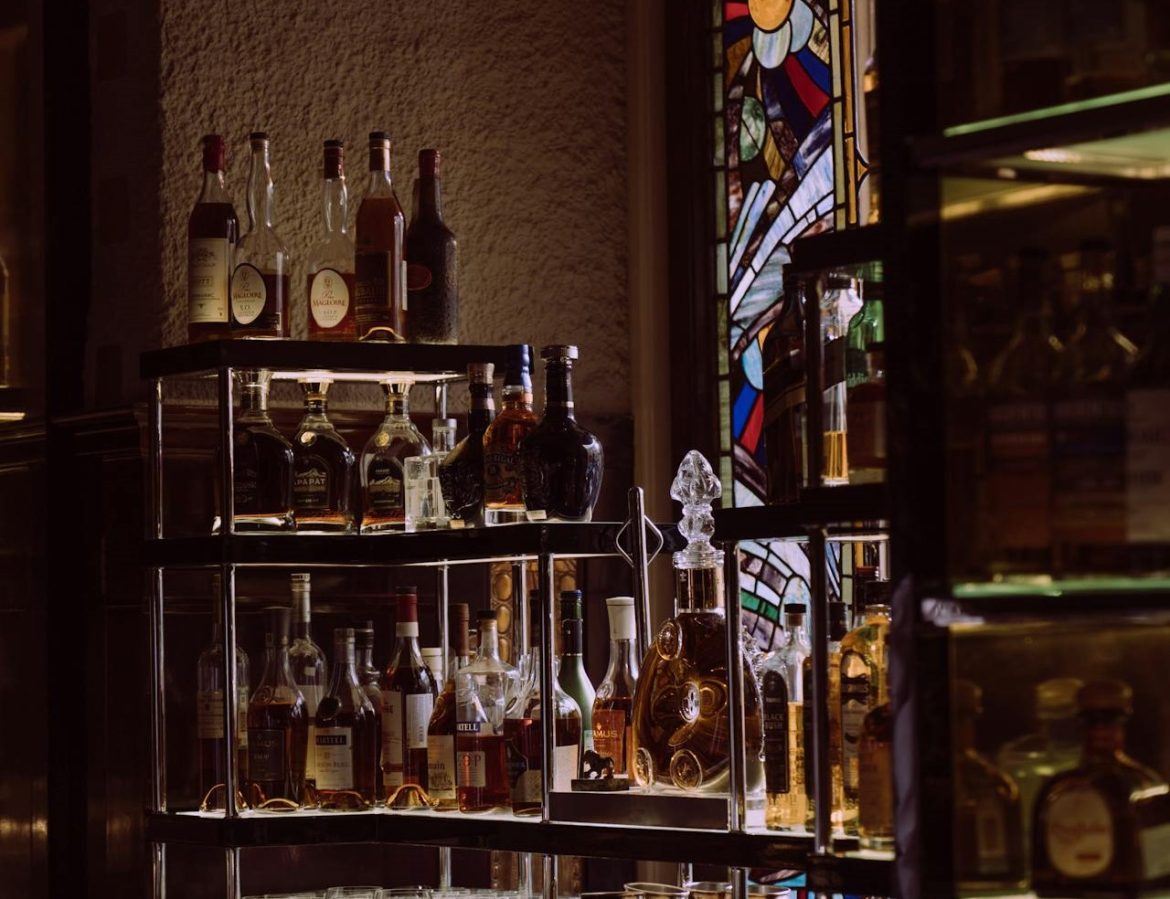 pexels-cottonbro-5371913 speakeasy México