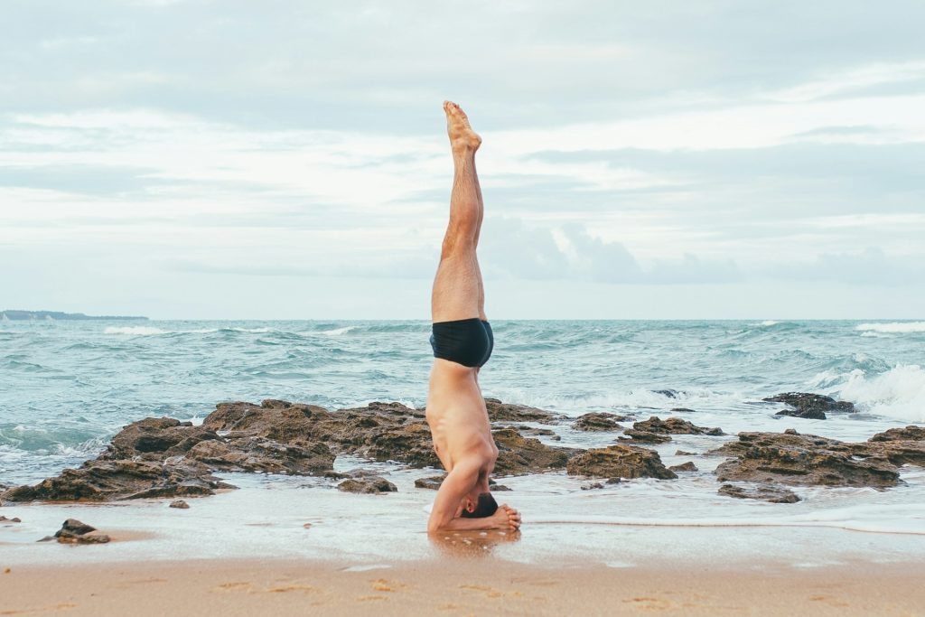 yoga en la playa